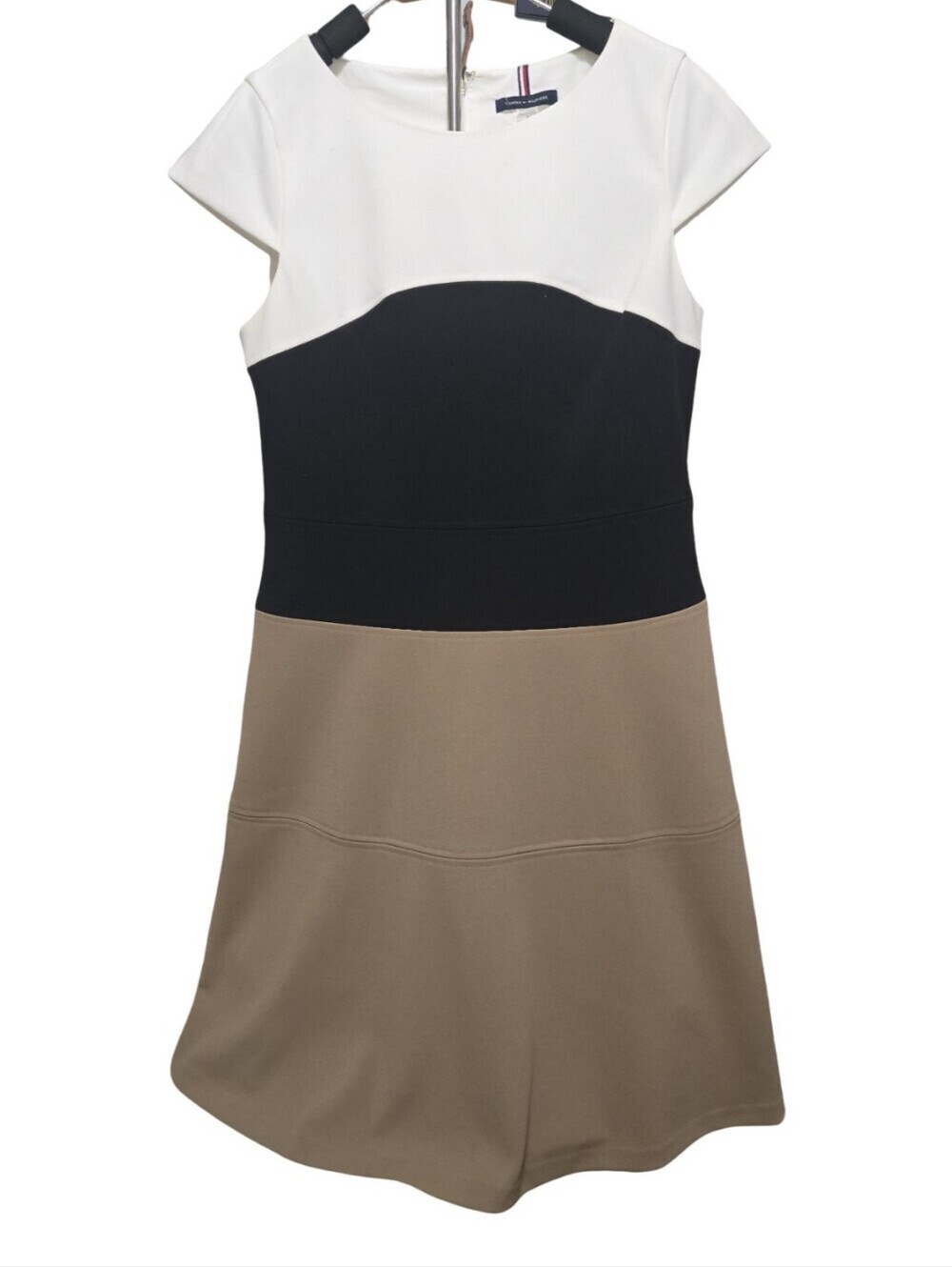 Tommy Hilfiger Colorblock Cap-Sleeve Midi Dress. Business, Layering, Assymetric - Picture 4 of 7